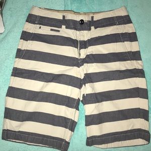 Men’s striped shorts